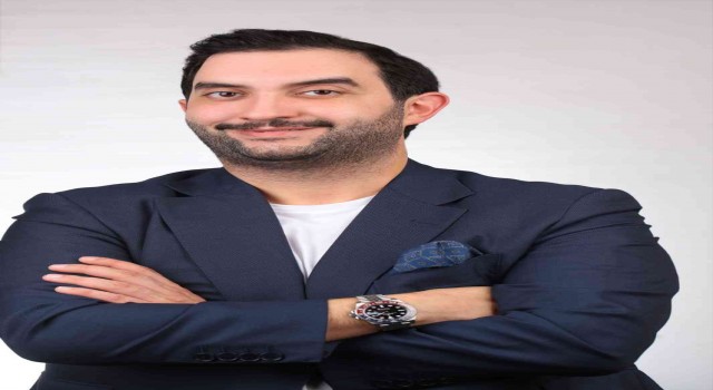 Ünlülerin radarı olan Tuna, saat kolleksiyonerliğiyle nam saldı