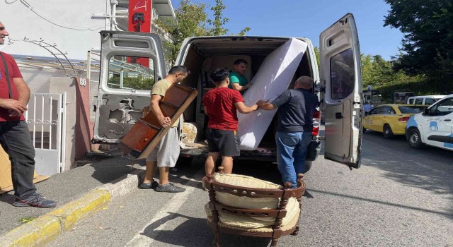 Üsküdarda Osmanlı döneminden kalma tapusu olan tarihi yalı İBB tarafından tahliye edildi