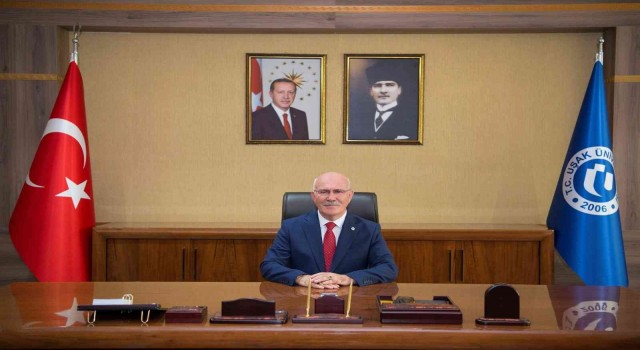 UÜ Rektör Savaş; “Uşakın kahraman evlatları gözünü kırpmadan şehadete yürümüştür”