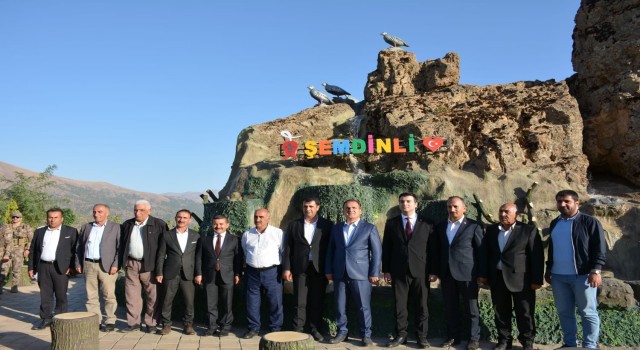 Vali Akbıyıktan Derecik ve Şemdinli ilçelerine ziyaret