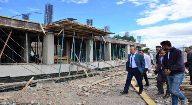 Vali Öner, Özel İdare Tekstil Atölyesi inşaatını denetledi