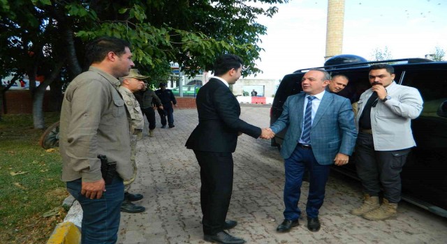 Vali Öner Posofta köyleri gezdi muhtarlarla bir araya geldi