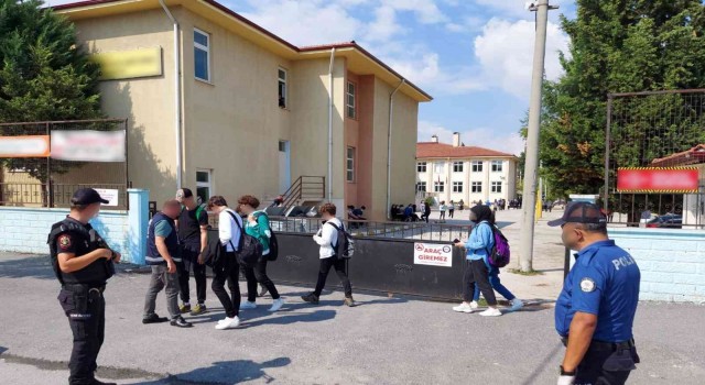 Valiliklere 2022-2023 eğitim öğretim yılında alınacak asayiş/trafik tedbirleri genelgesi gönderildi
