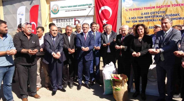 Vanda 2 bin 555 çiftçiye tohum desteği