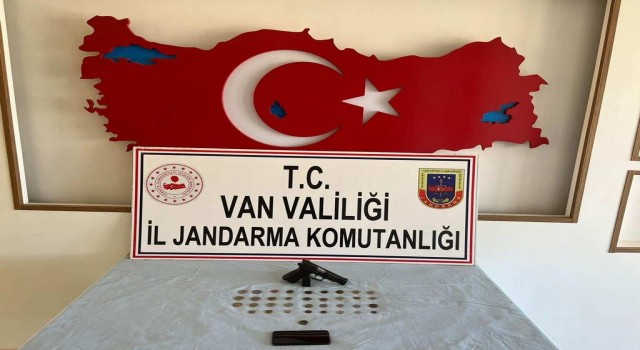 Vanda internetten tarihi eser satmaya çalışan kişi yakalandı