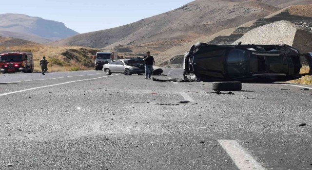 Vanda trafik kazası: 5 yaralı