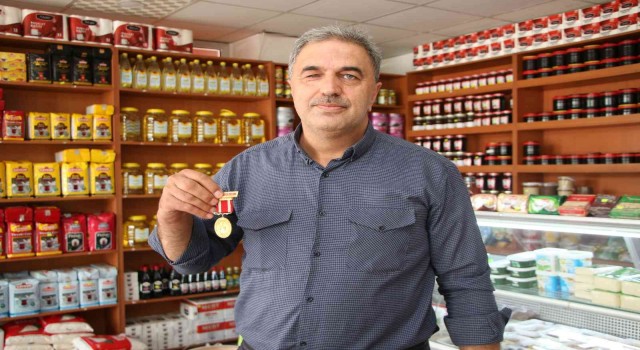 Vatan için gözünü feda eden gazi Saydam; Vatana diğer gözümü, bacağımı, kolumu ve tüm varlığımı da veririm