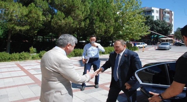 Veysel Eroğlundan, Başkan Akçaduraka ziyaret