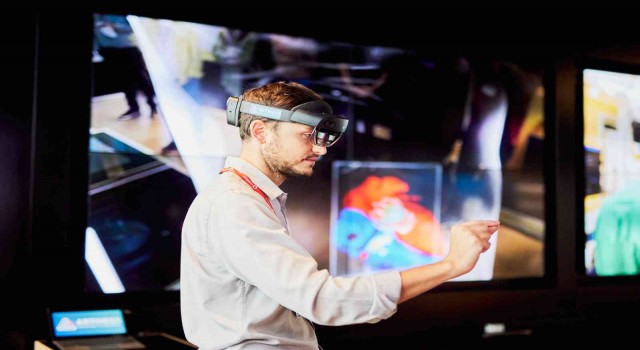 Vodafone Türkiyenin 5G hazırlık süreci Vodafone İtalya Deneyim Merkezinde paylaşıldı