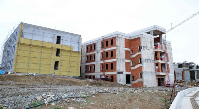 Yalova Üniversitesinin morfoloji binası 7 ay erken bitecek