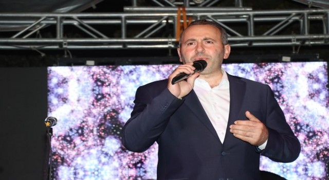 Yalovada Hemşehri Dernekleri Buluşmasına binlerce kişi katıldı