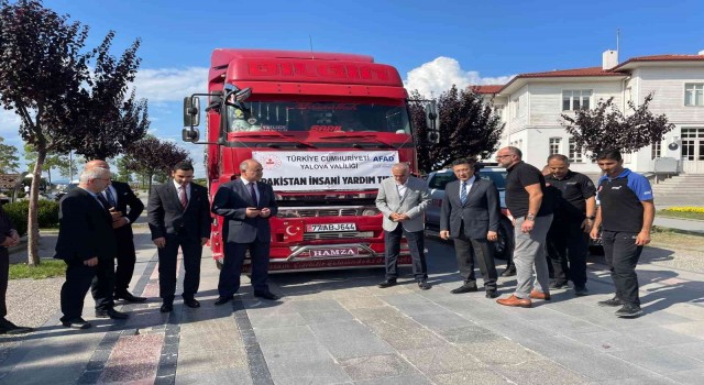 Yalovadan Pakistana insani yardım malzemesi gönderildi