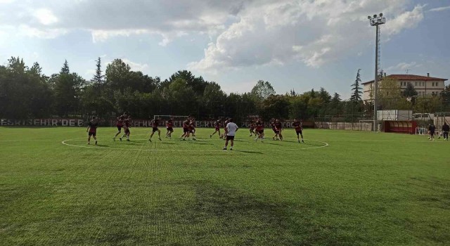 Yasağını kaldıran Eskişehirspordan altyapıya 320 futbolcu