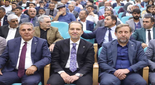 Yeniden Refah Partisi Genel Başkanı Erbakan Ağrıda