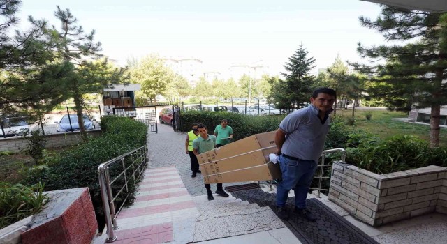 Yenimahallede sel mağdurlarına destek