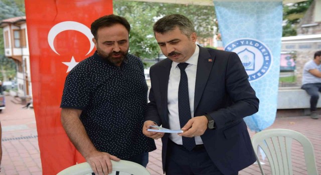 Yıldırımda eski kitaplar kırtasiye çekine dönüşüyor