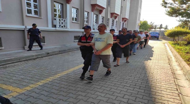 Yunanistana kaçmaya çalışan 14 FETÖ üyesi ve 1 organizatör tutuklandı