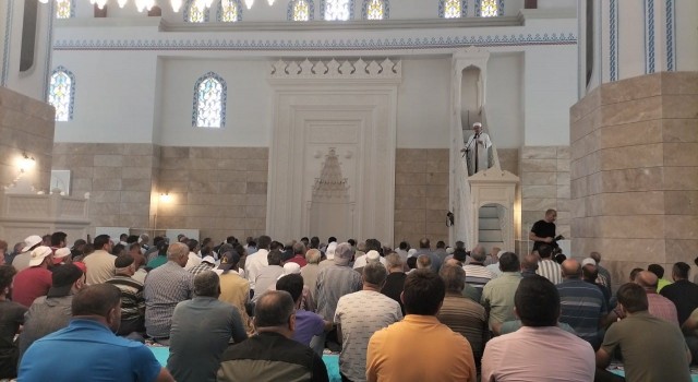 Yusufelinin yeni ilçe merkezinde ilk Cuma Namazı kılındı