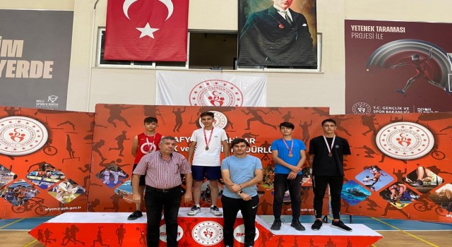 Zafer Haftası Badminton Turnuvası sona erdi