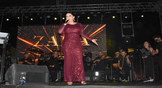Zara, Havranlılar ile 100.Yıl Konserinde bir araya geldi