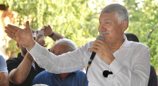 Zeydan Karalar Aladağ’da “Tek umudumuz sensin Zeydan Başkan“ pankartıyla karşılandı