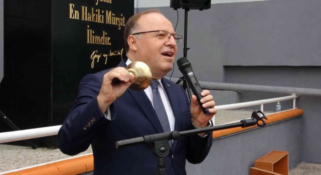 Zonguldakta ilk ders zili çaldı