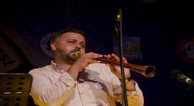 Zurna üstatları Fethiyede buluştu