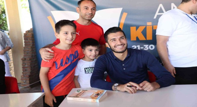 12. Antalya Kitap Fuarı üç günde binlerce ziyaretçi ağırladı