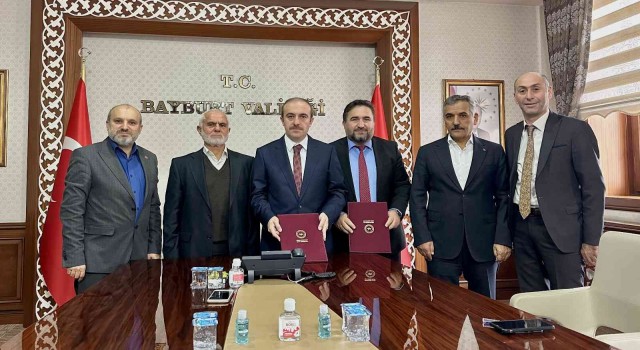 5 katlı binayı Kuran kursuna bağışladılar