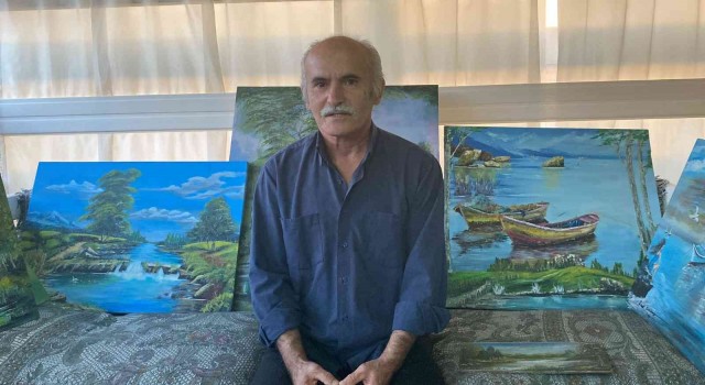50 yıldır tuvalleri renklendiriyor