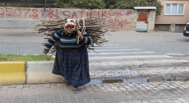 72 yaşındaki Hikmet Ninenin anlamlı davranışı
