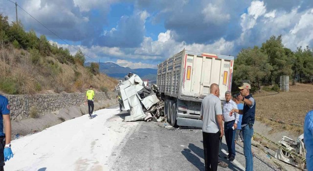 Adanada trafik kazası: 3 ölü
