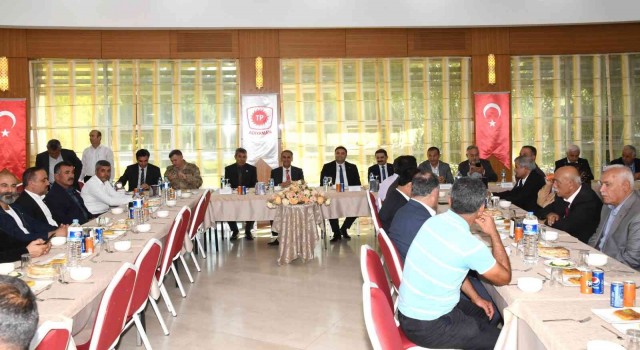 Adıyamanda muhtarlar günü kutlandı