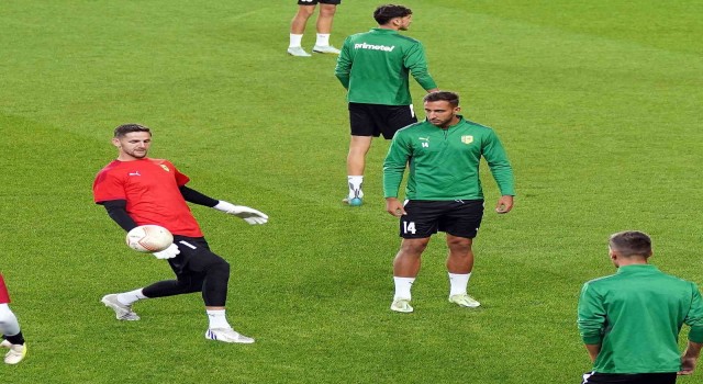 AEK Larnaca, Fenerbahçe maçı hazırlıklarını tamamladı