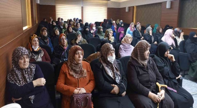 Aile Yaşam Merkezinde Mevlid Kandili programı