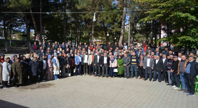 Ak Parti Gediz Teşkilatından “Dünden Bugüne Vefa” kahvaltısı
