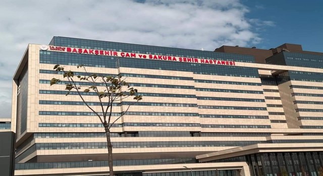 AK Parti Grup Başkanvekili Tunçtan yaralı maden işçisine ziyaret