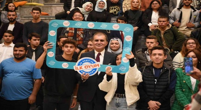 AK Parti Sözcüsü Çelik: “(Gençler) İlk Oyum Erdoğana İlk Oyum AK Partiye diyerek tarihte alacakları en büyük dersi vereceksiniz”