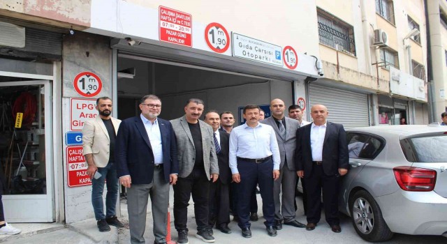 AK Partili Dağ ve Başkan Saygılıdan Gıda Çarşısı çıkarması