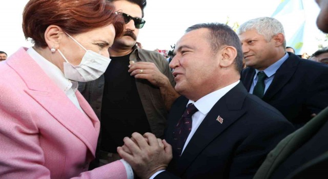 Akşenerden Başkan Böceke övgü