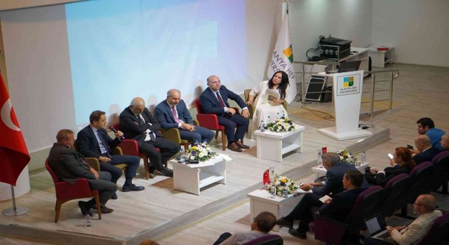 Alanya HEP Üniversitesinde ‘Kimseyi geride bırakma sloganıyla gıda paneli