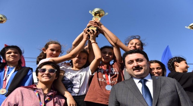 Altıeylülde çocuklar sporla büyüyor