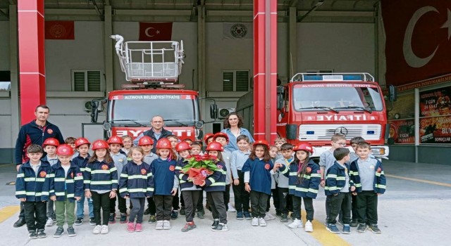 Altınovada öğrencilere yangın eğitimi