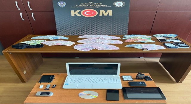 Amasya merkezli FETÖ operasyonu: 10 gözaltı
