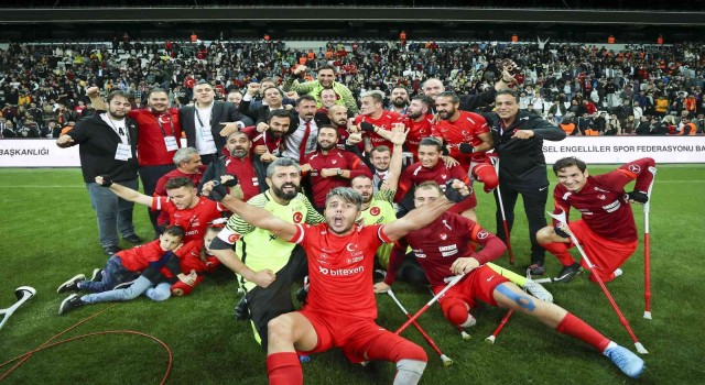 Ampute Milli Takımı, Dünya Kupasında finalde