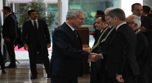 Anayasa Mahkemesinin yeni üyesi Muhterem İnce yemin etti