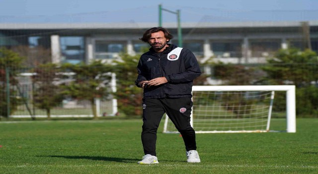 Andrea Pirlo: Önemli ve büyük bir takıma karşı oynayacağız
