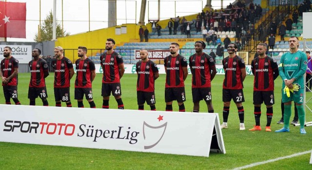 Andrea Pirlodan kadroda 3 değişiklik