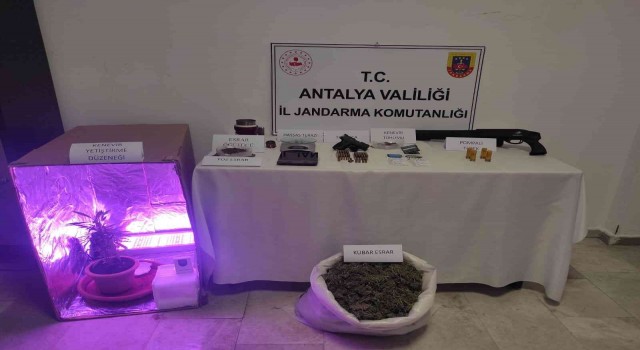 Antalyada piyasaya sürülmeye hazırlanan uyuşturucu ele geçirildi