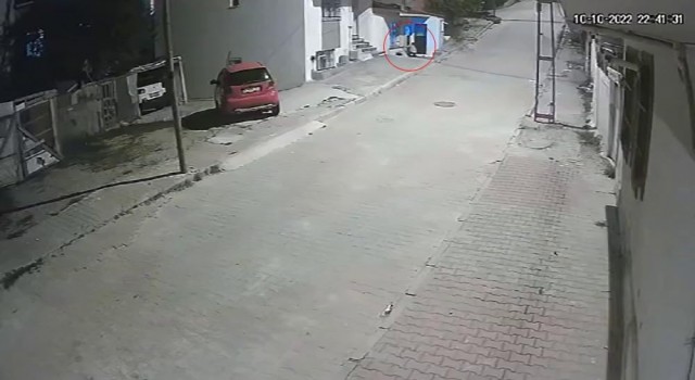 Arnavutköyde beğendiği ayakkabıyı çalmak için geri döndü